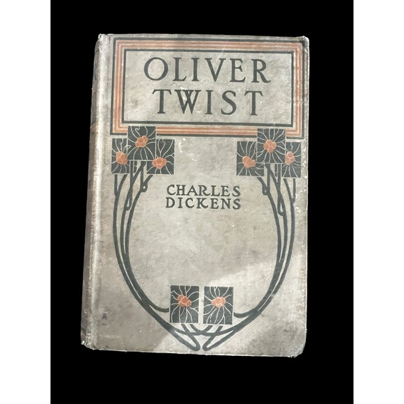 Vintage Book "Oliver Twist" by Charles Dickens - Picture 1 of 9